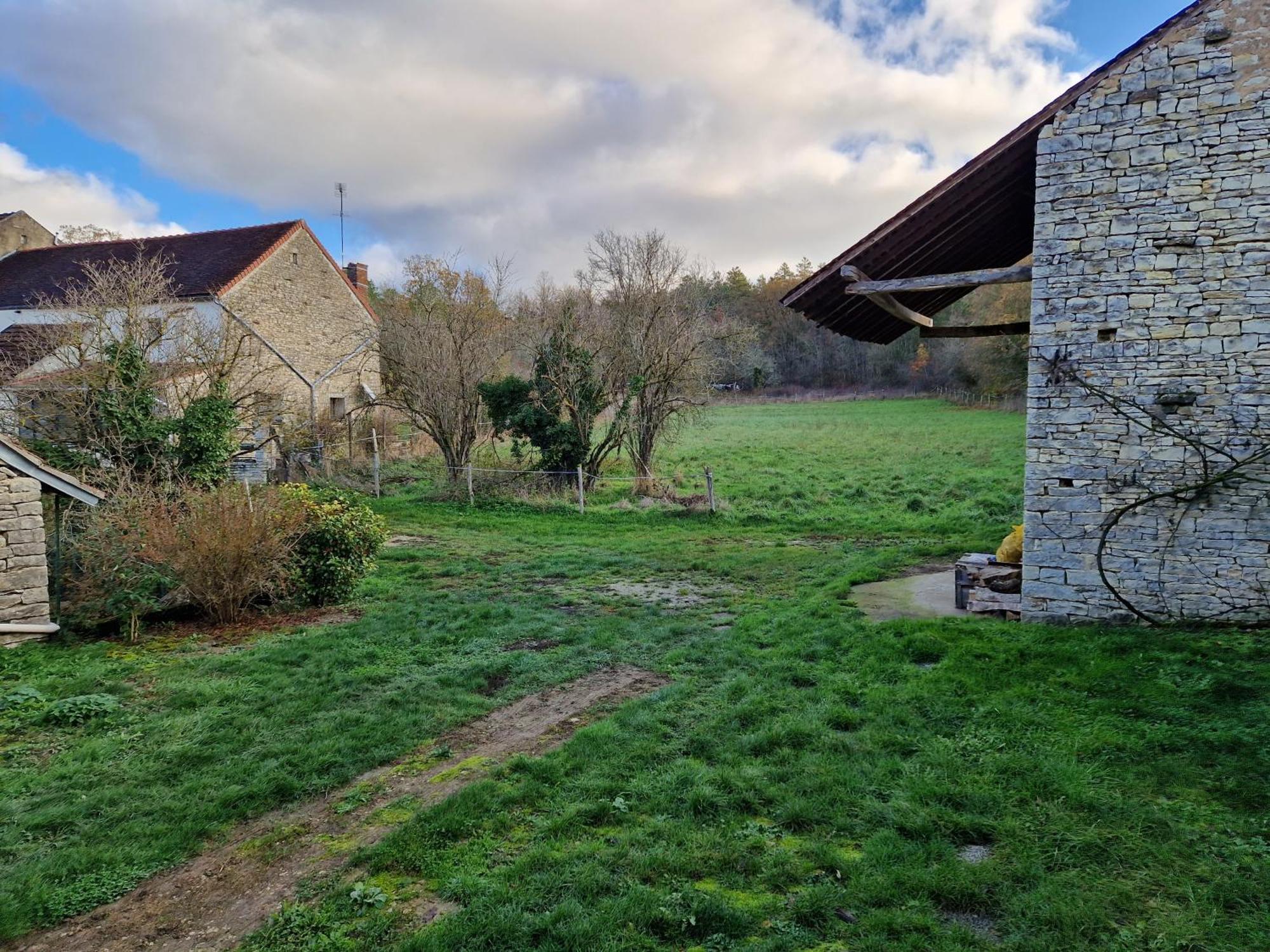 Gite Les Frenes Avec Pre Dans Joli Hameau Vermenton Exteriör bild